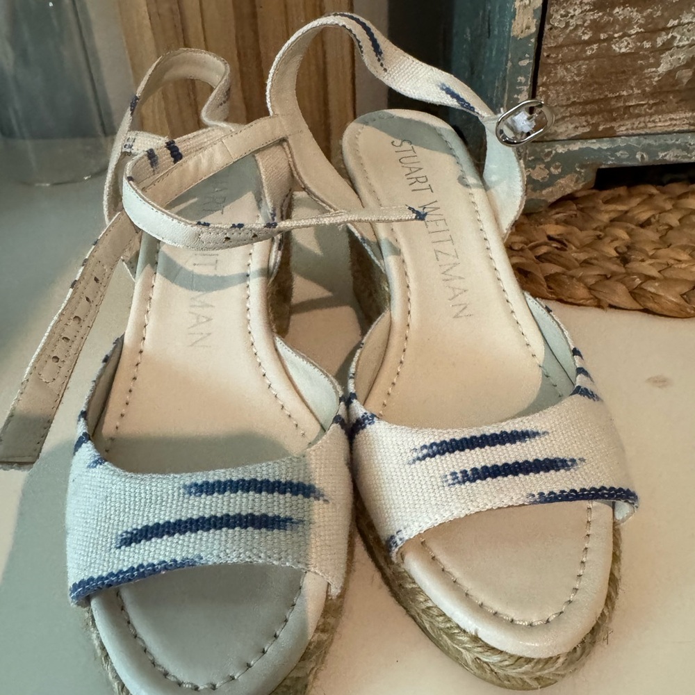 Stuart Weitzman Cream and Blue Espadrilles with Comfort